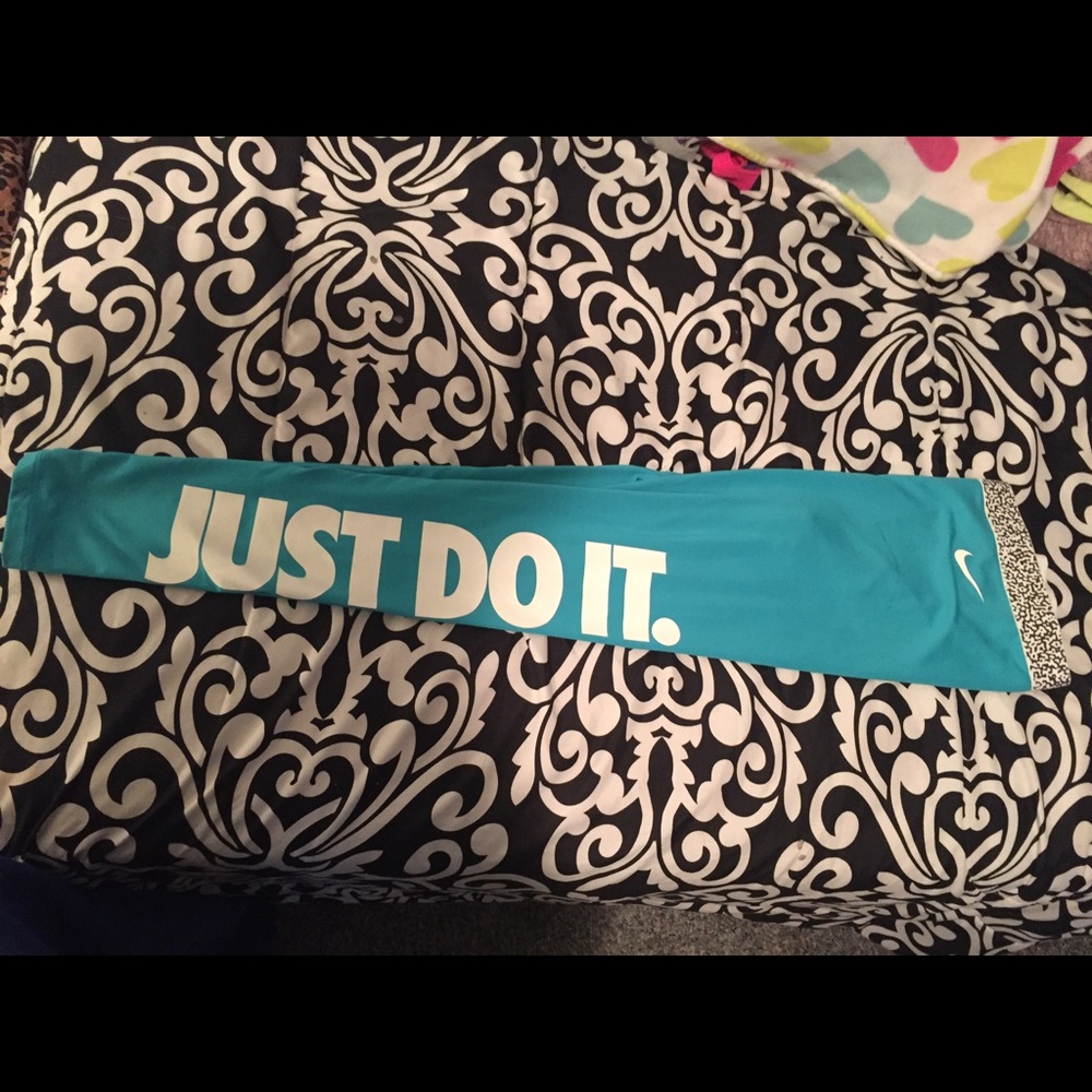 Nike leggings - Picture 1 of 6
